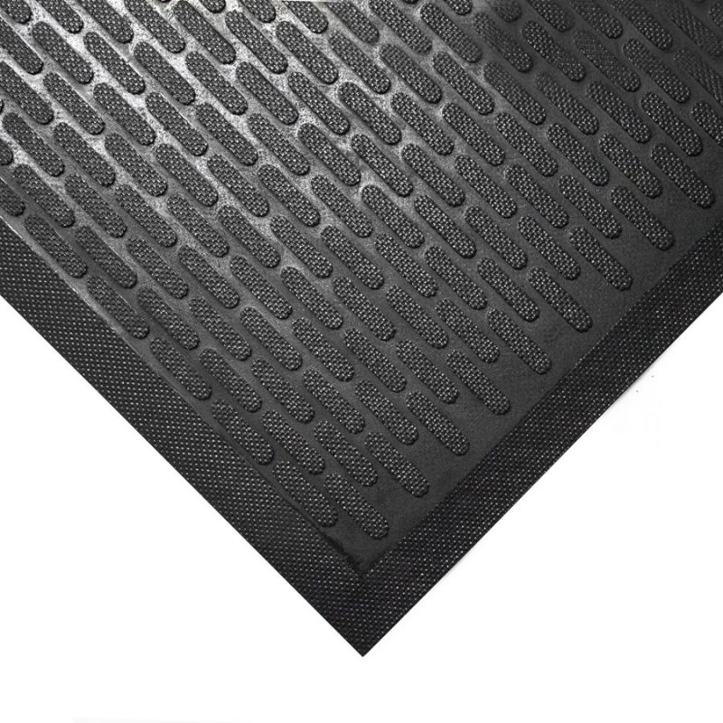 Černá gumová protiskluzová průmyslová rohož - 85 x 75 x 0,6 cm (cena za 1 ks)
