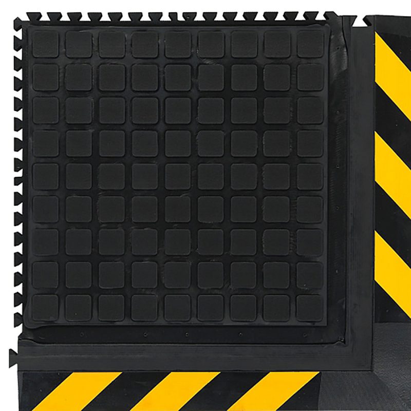 Černo-žlutá podlahová protiúnavová protiskluzová dlaždice (roh) - délka 55 cm, šířka 55 cm a výška 2 cm (cena za 1 ks)