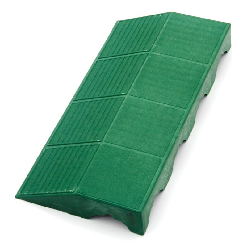 Zelený plastový nájezd \"samice\" pro terasovou dlažbu Linea Combi - 40 x 19,5 x 4,8 cm (cena za 1 ks)