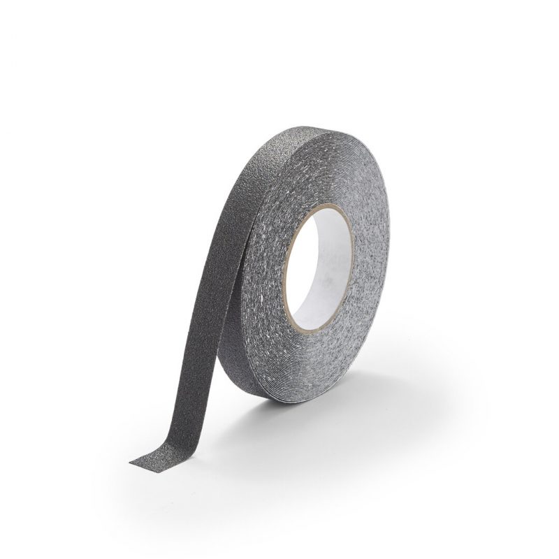 Černá korundová chemicky odolná protiskluzová páska FLOMA Standard Chemical Resistant - 18,3 m x 2,5 cm a tloušťka 0,7 mm (cena za 1 ks)