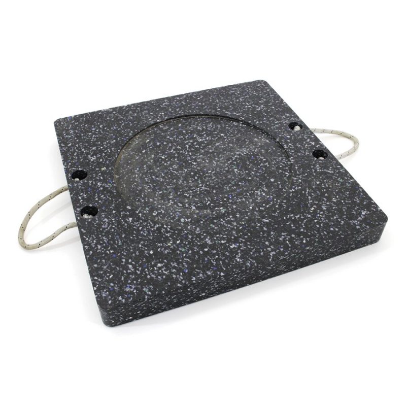 Černá plastová čtvercová podložka pod patku - 20,5 kg x 60 x 60 cm a tloušťka 6 cm (cena za 1 ks)
