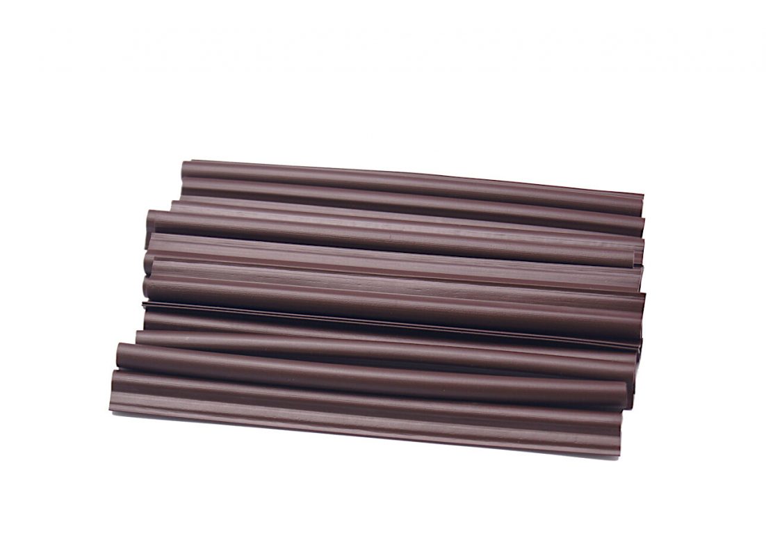 Černo-hnědý plastový plotový úchyt - délka 19 cm (cena za 1 ks)