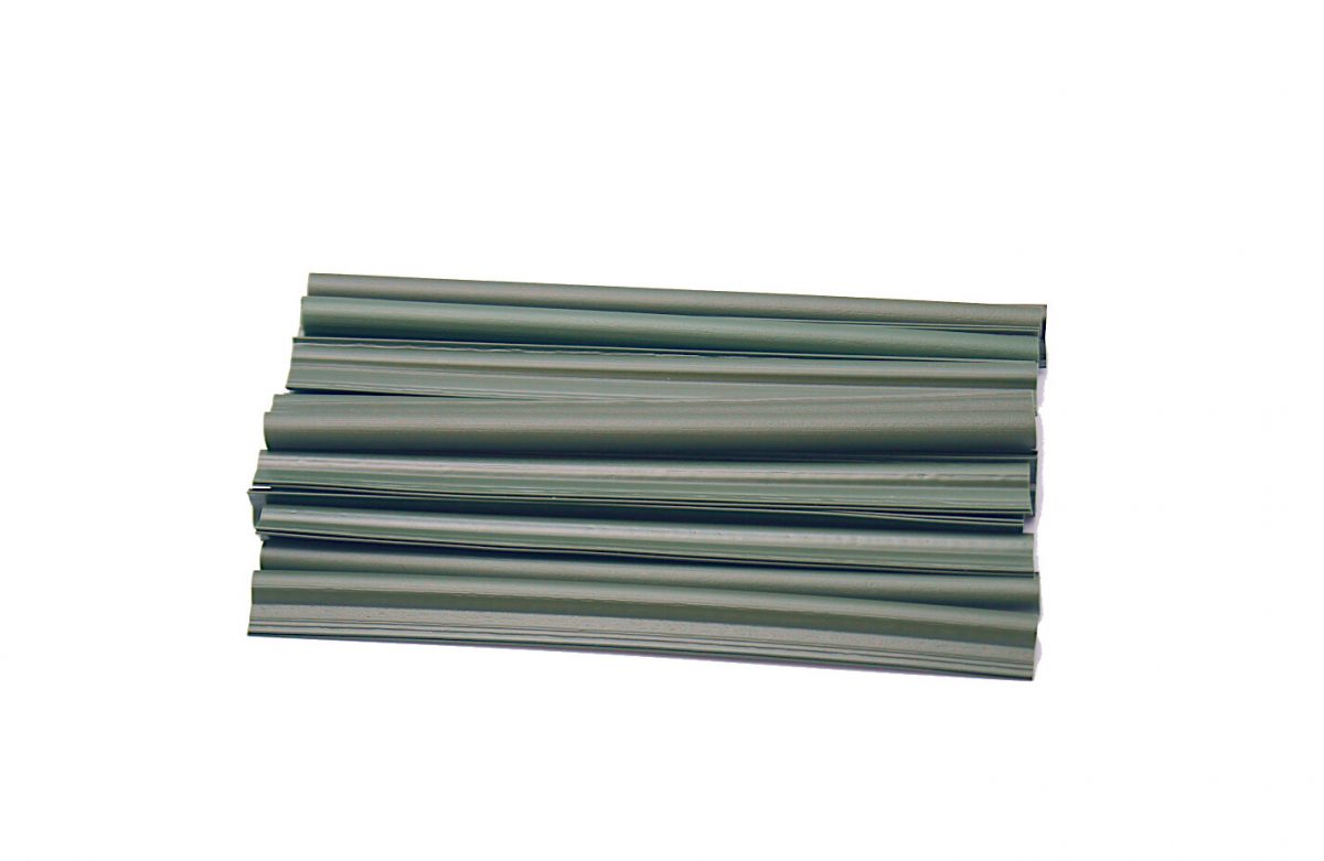 Zelený plastový plotový úchyt - délka 19 cm (cena za 1 ks)