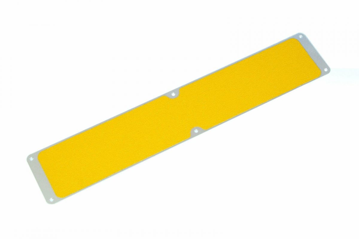 Žlutý hliníkový protiskluzový nášlap na schody FLOMA Bolt Down Plate - 63,5 x 11,5 cm (cena za 1 ks)
