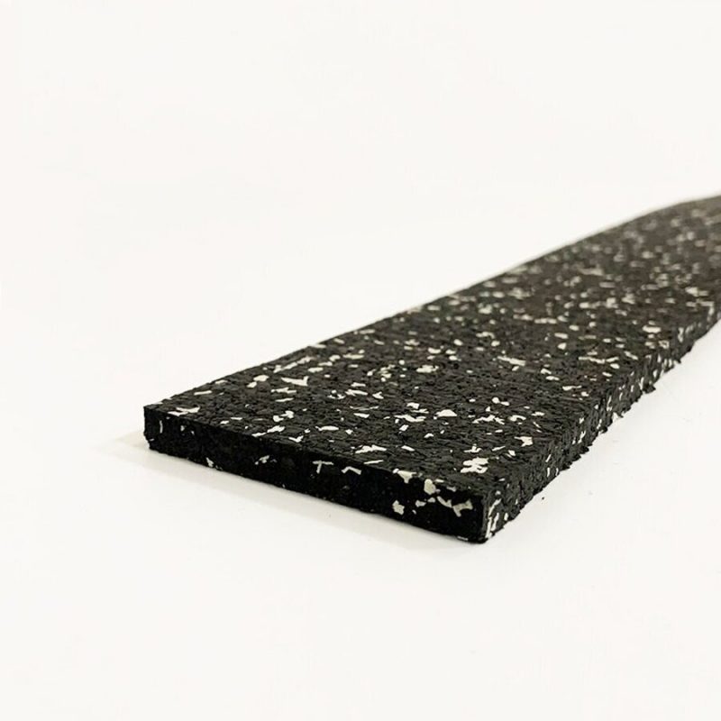Černo-bílá gumová soklová podlahová lišta FLOMA FitFlo SF1050 - 200 x 7 cm a tloušťka 0,8 cm (cena za 1 ks)