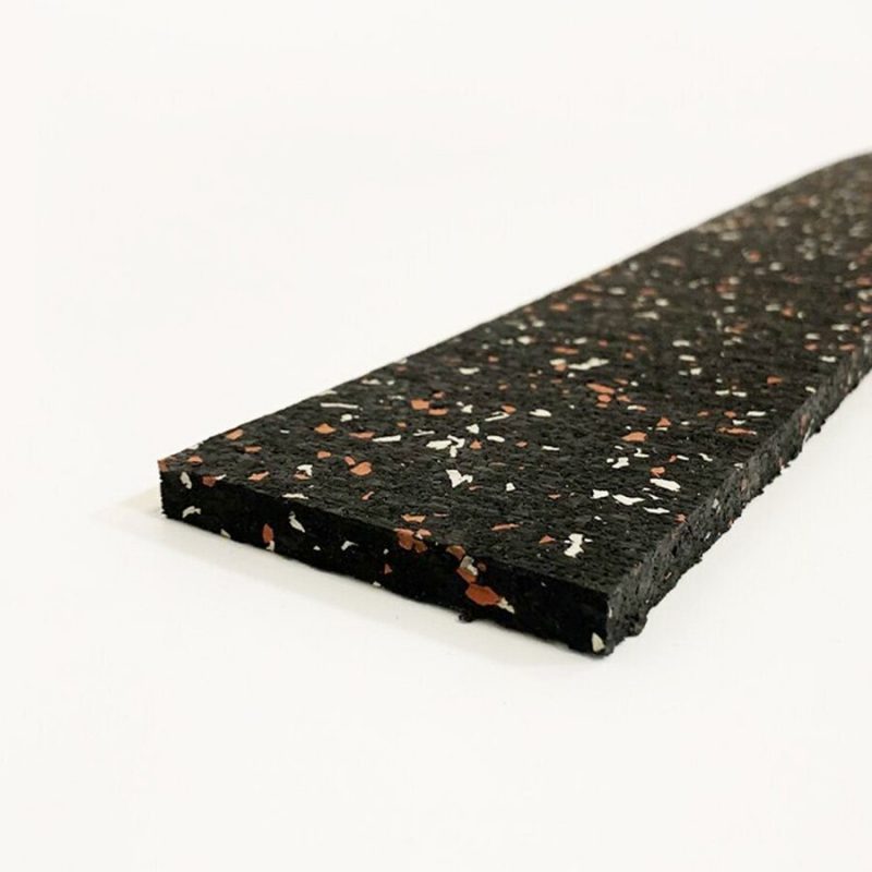 Černo-bílo-červená gumová soklová podlahová lišta FLOMA FitFlo SF1050 - 200 x 7 cm a tloušťka 0,8 cm (cena za 1 ks)