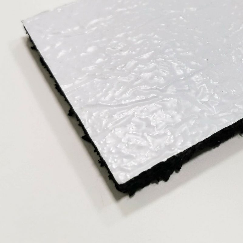 Gumová podložka s ALU folií (pás) pod konstrukci fotovoltaické elektrárny na střechu s hydroizolací z PVC fólie FLOMA UniPad ALU - 200 x 6 x 1 cm (cena za 1 ks)