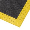 Foto - Černá plastová rohož Cushion Lok HD Solid, Grip Step - 76 x 152 x 2,2 cm