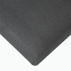 Foto - Černá protiúnavová průmyslová rohož pro svářeče Pebble Trax - 2280 x 60 x 1,27 cm