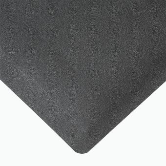 Černá protiúnavová průmyslová rohož pro svářeče Pebble Trax - 2280 x 60 x 1,27 cm