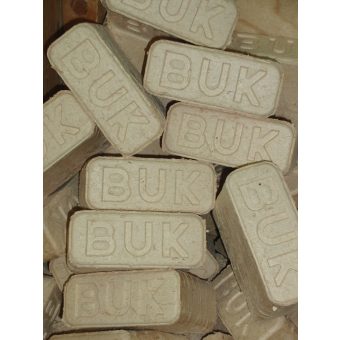 Dřevěné bukové brikety 10 kg balení